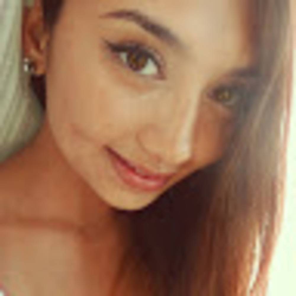 Meet your Posher, Janelle